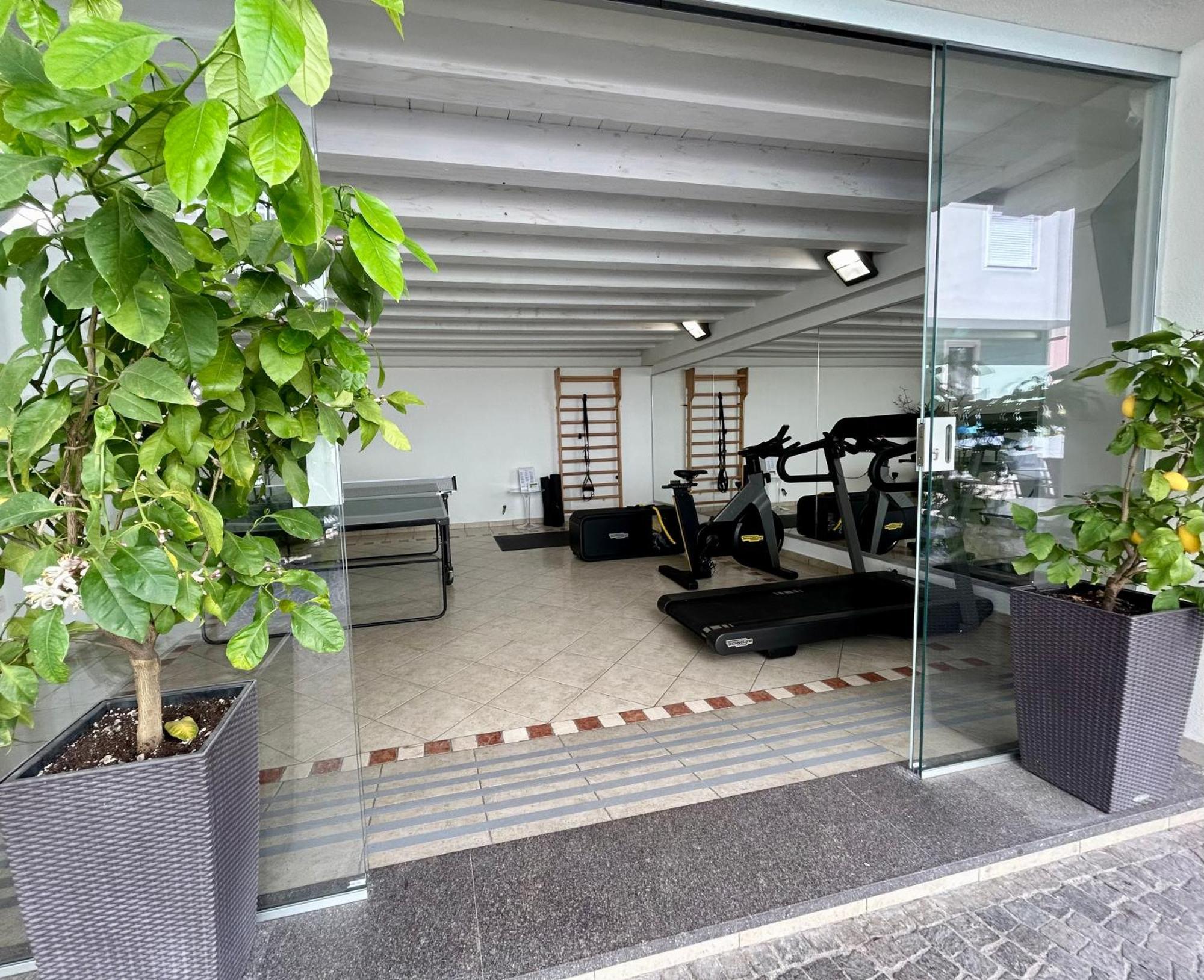 Residence Alle Palme Riva del Garda Exterior photo