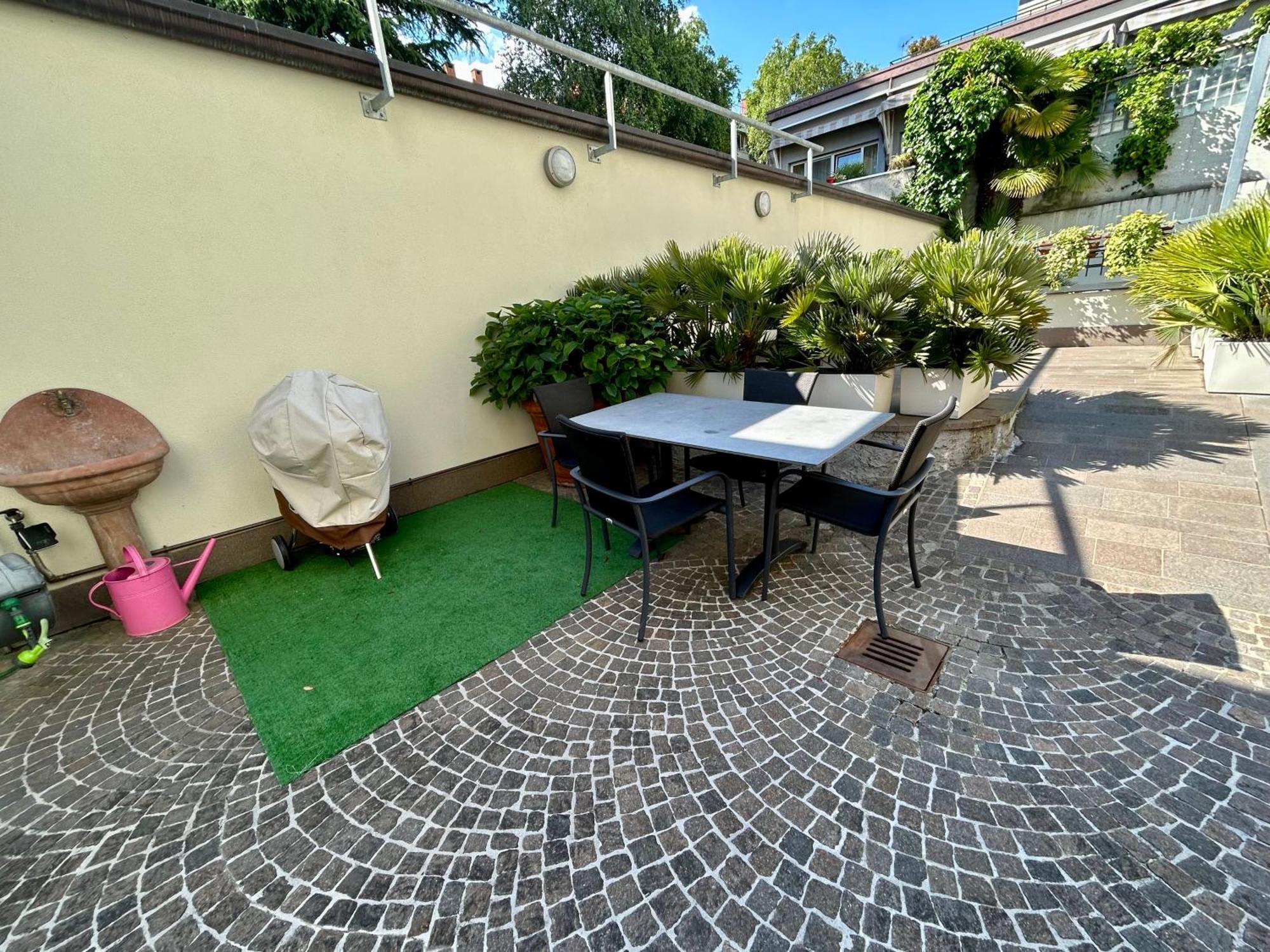 Residence Alle Palme Riva del Garda Exterior photo